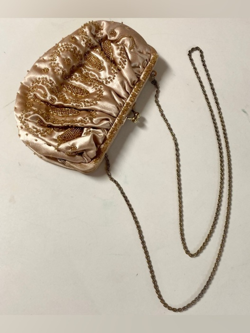 La Regale Vintage Embroidered Beaded Pouch